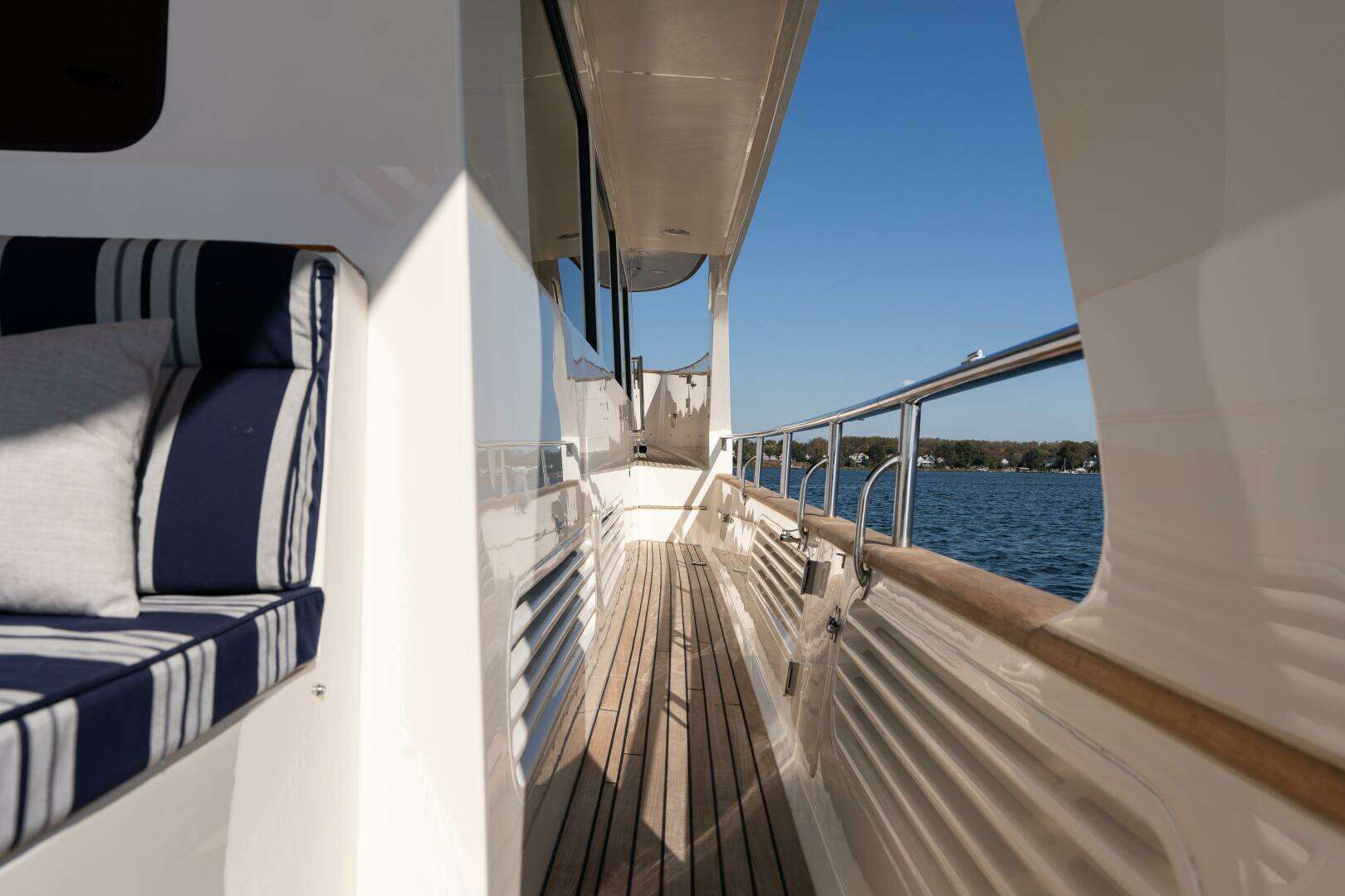 2007 Marlow 72 E-CB - Image 14