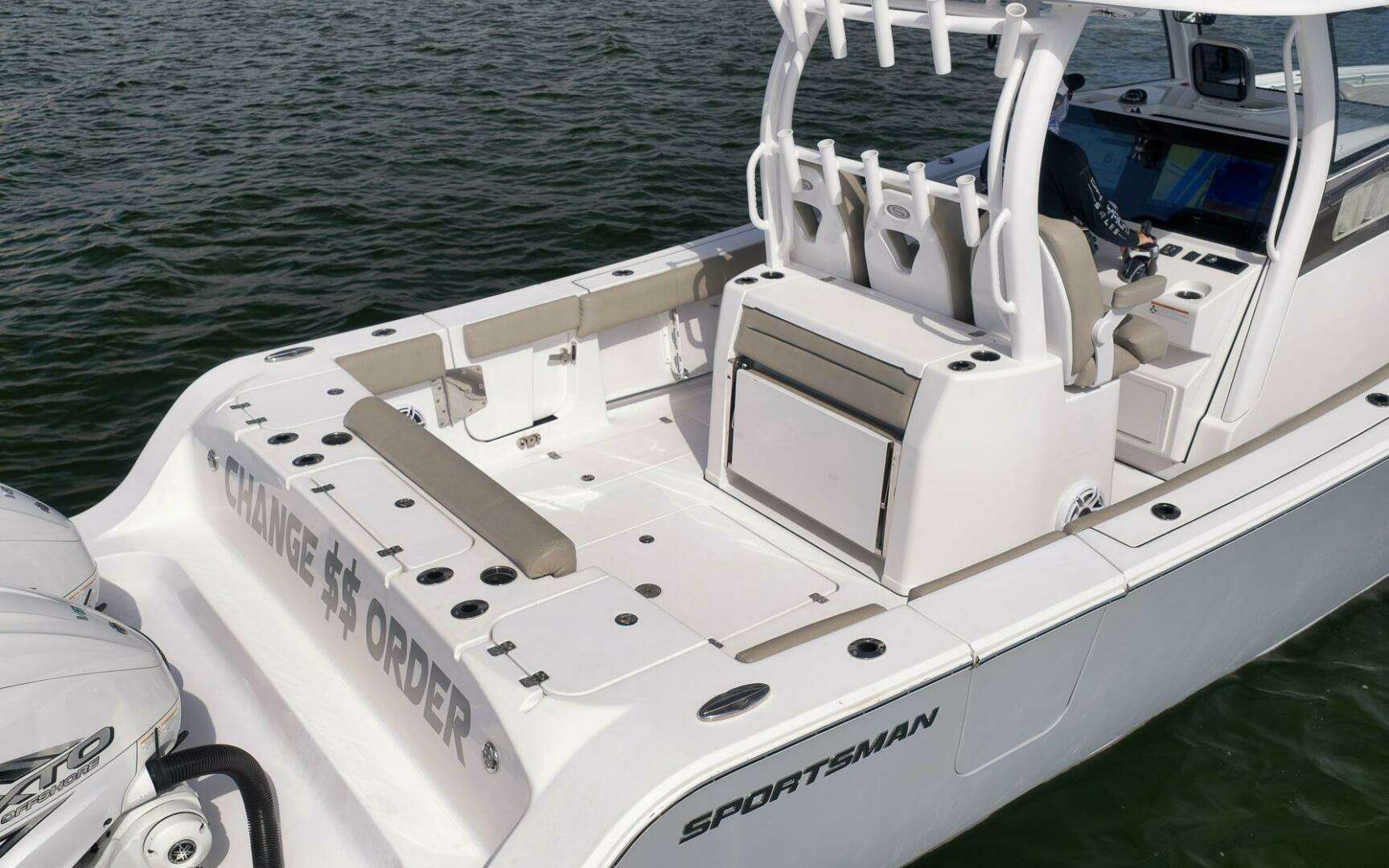 2022 Sportsman 352 - Image 39