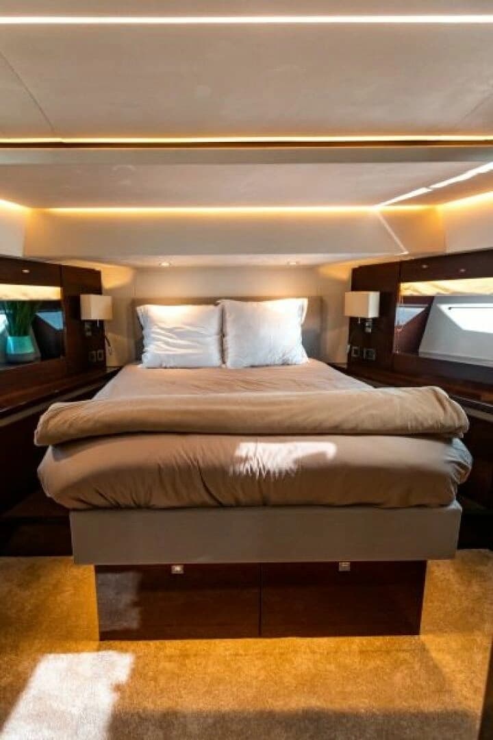 2020 Prestige 630 Flybridge - Image 26