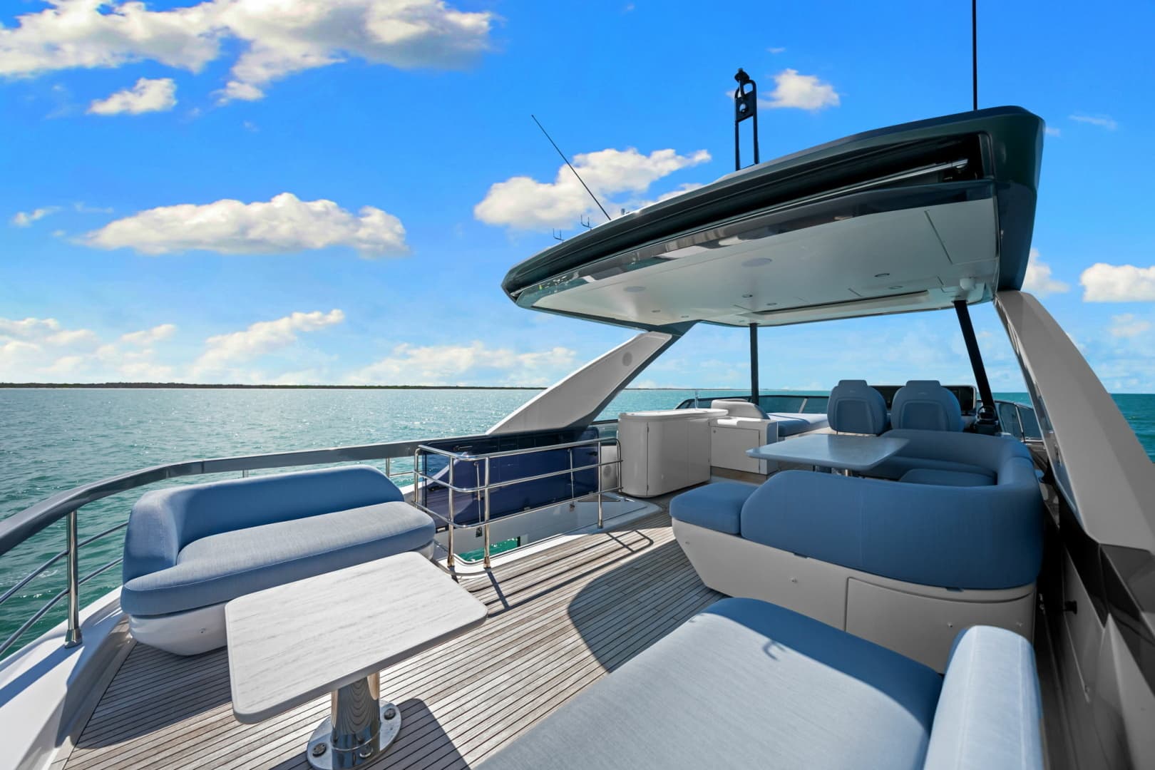 2025 Azimut 68 FLY - Image 62