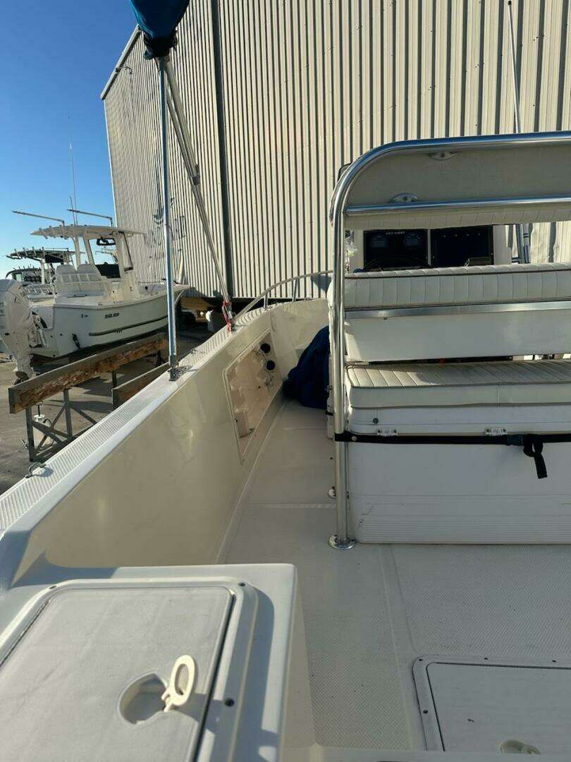 2001 Key West 1900 Sportsman - Image 22