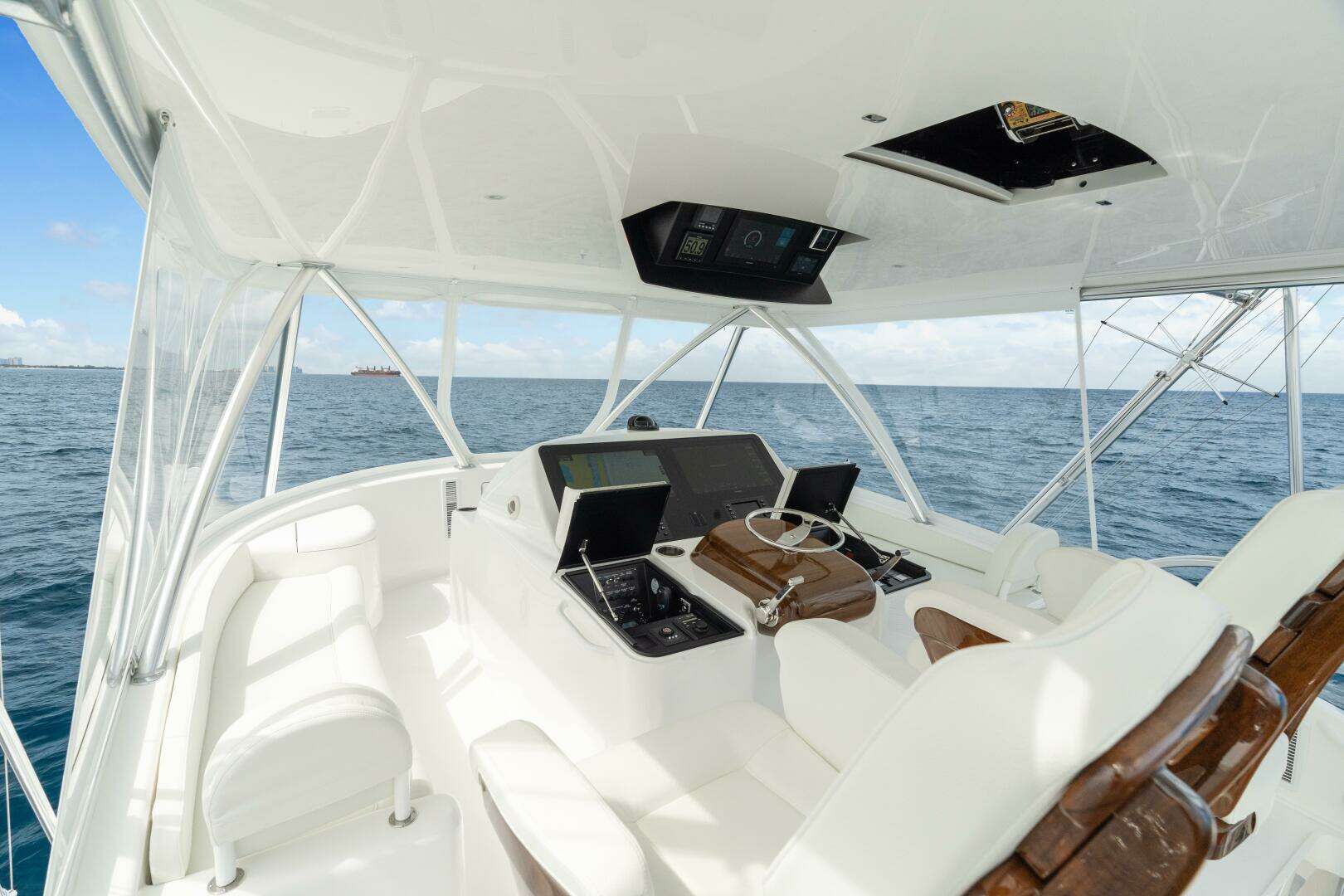 2025 Viking 58 Convertible - Image 31