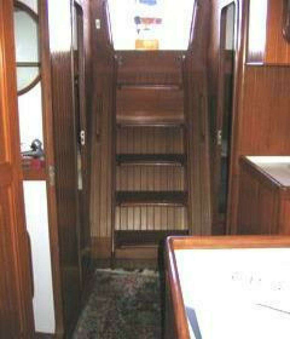 1997 Tayana 52 - Image 7