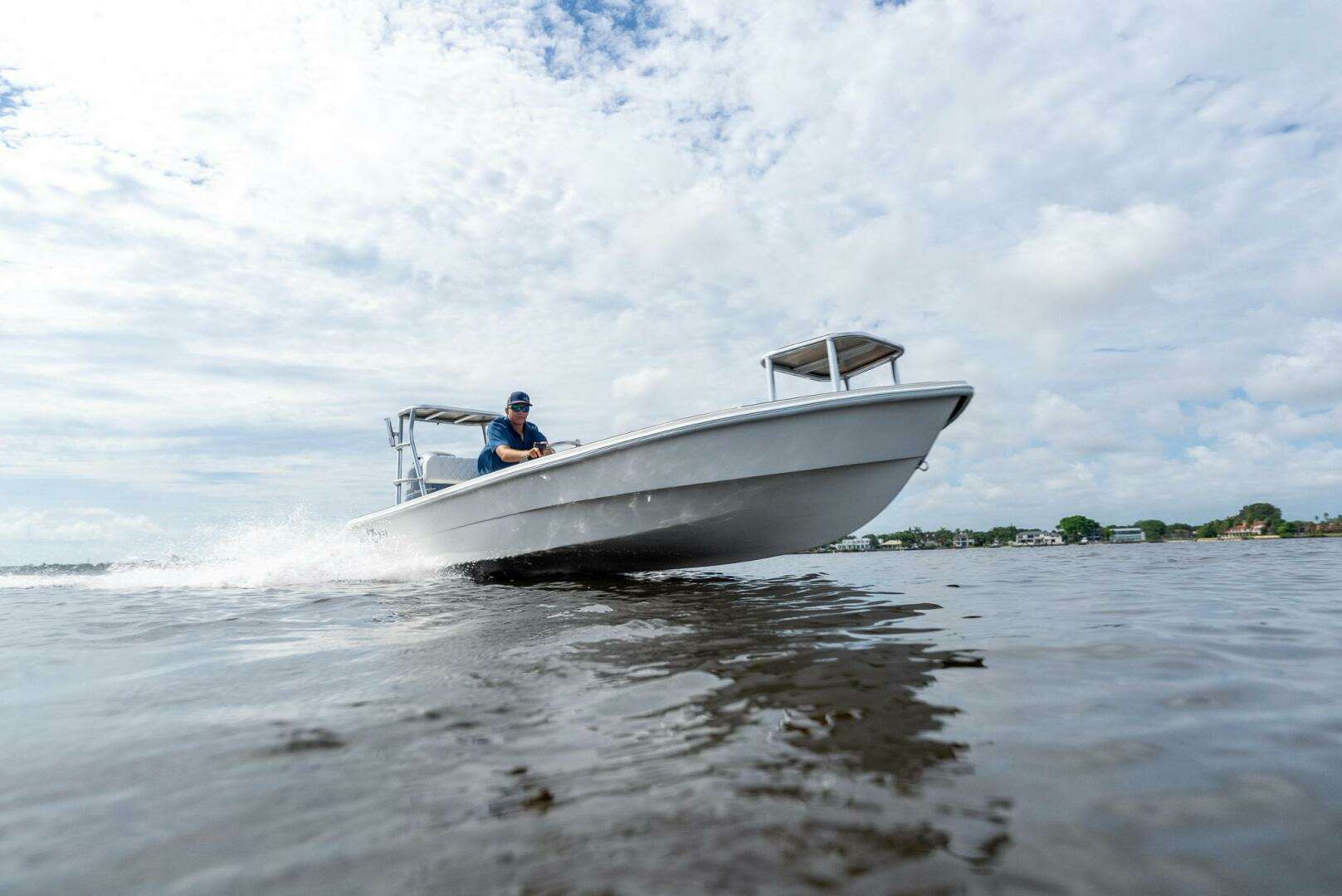 2025 BlueZones Boatworks 16' Flats - Image 8