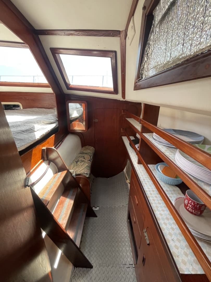 1985 Prout Snowgoose 37 - Image 21