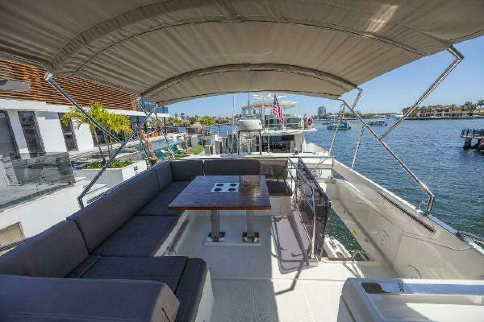 2018 Prestige 520 - Image 43