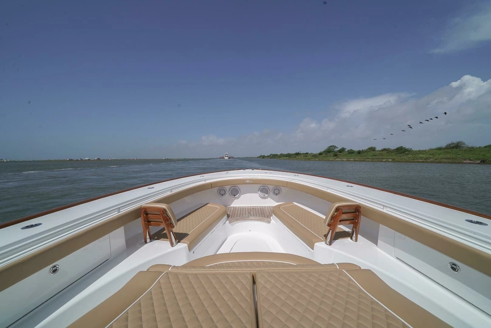 2024 Valhalla Boatworks V-46 - Image 14