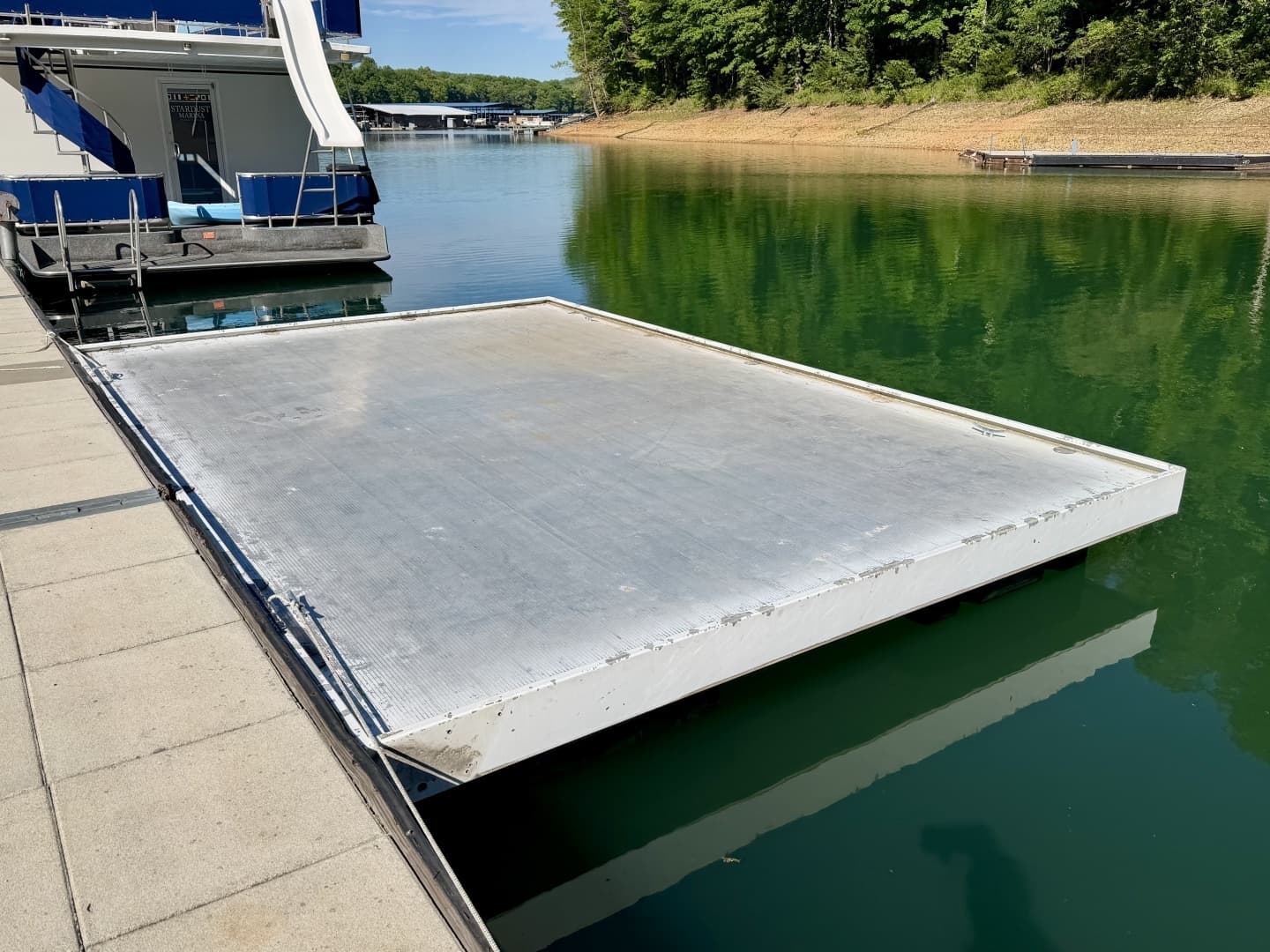 1997 Sumerset 13 x 19 All Aluminum Dock - Image 2