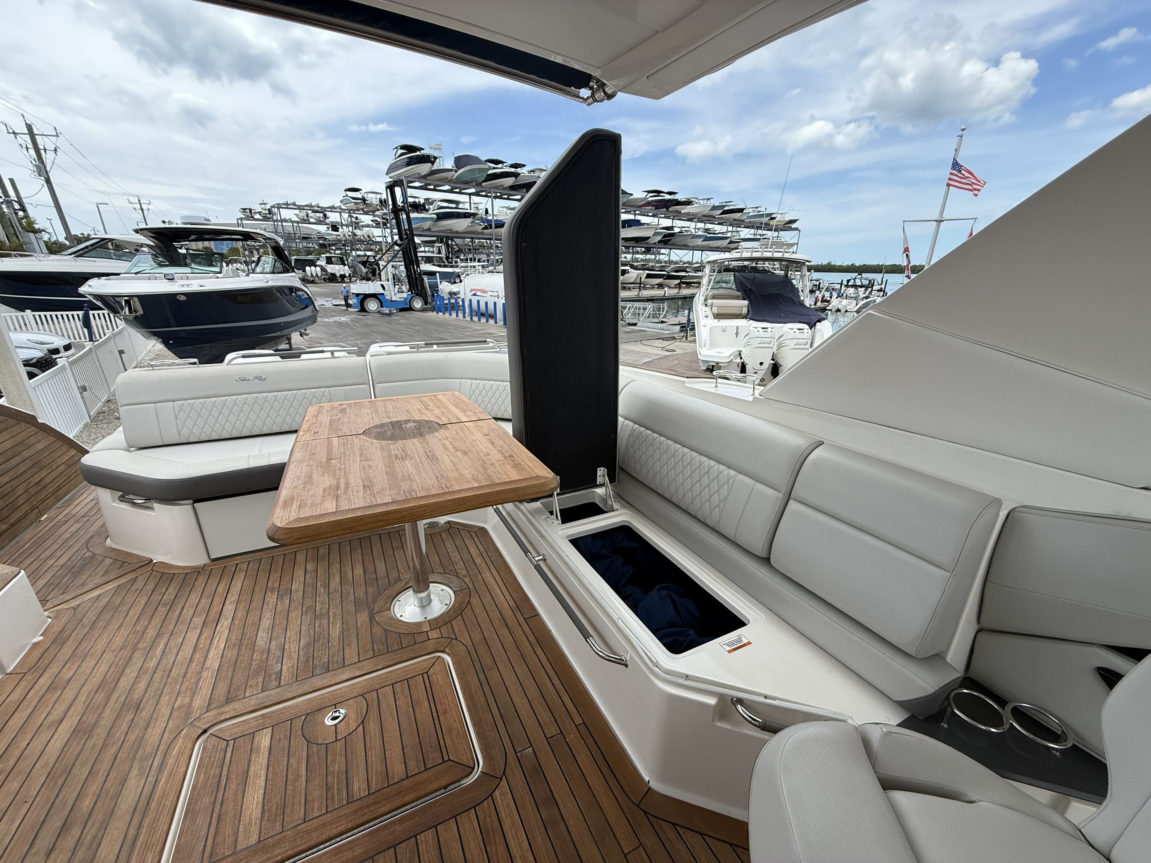 2020 Sea Ray SLX 400 Outboard - 15