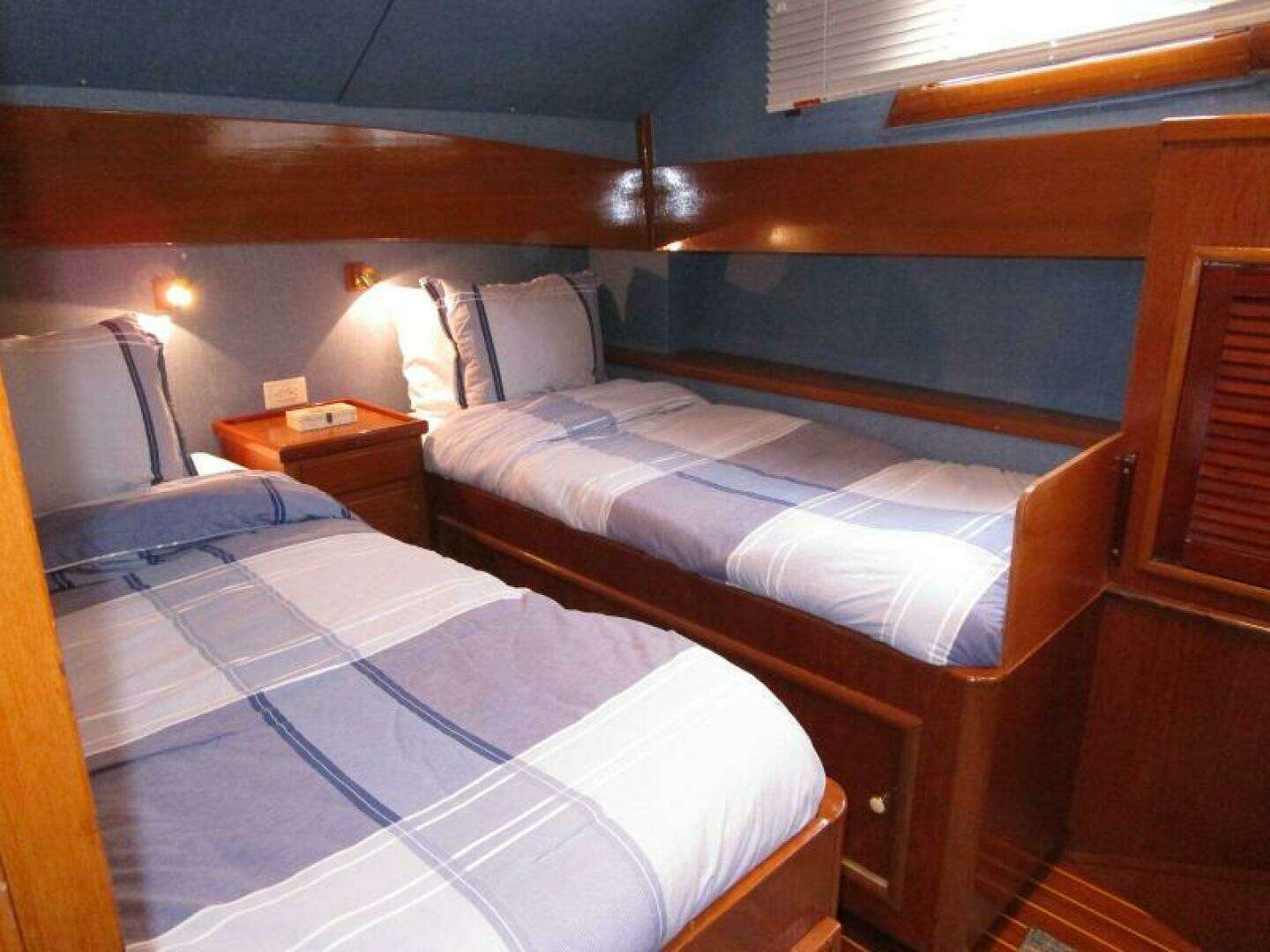 1973 Matthews Voyager - Image 34