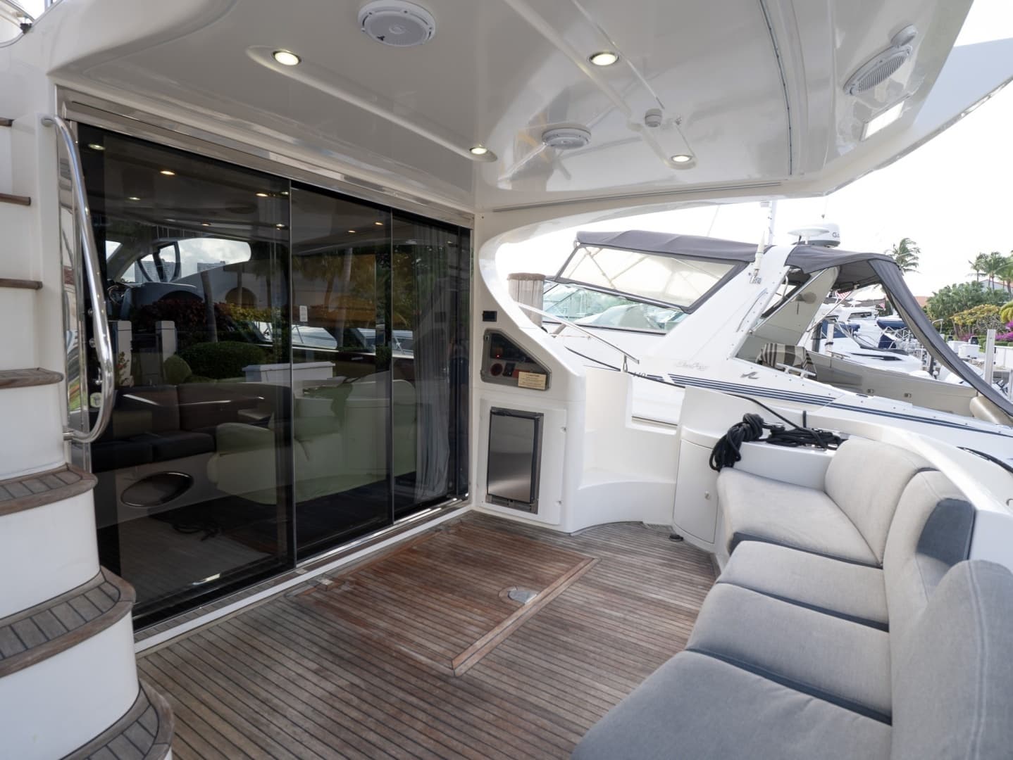2008 Azimut 50 Flybridge - Image 2