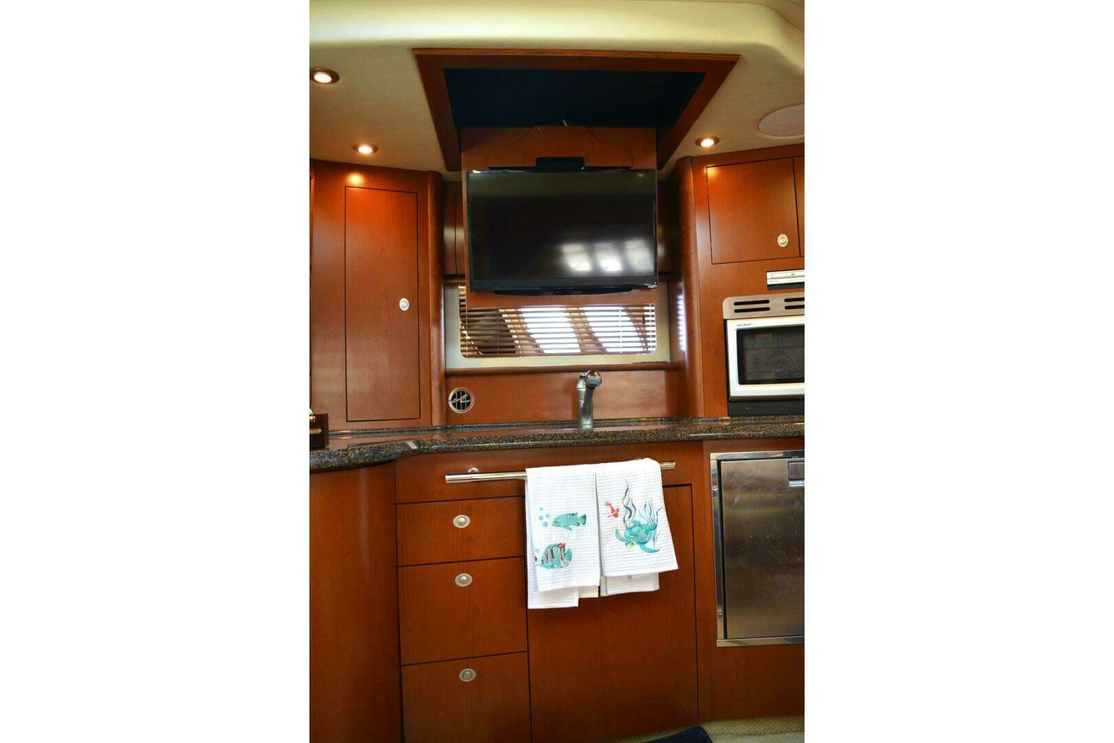 2007 Sea Ray 44 Sundancer - Image 98