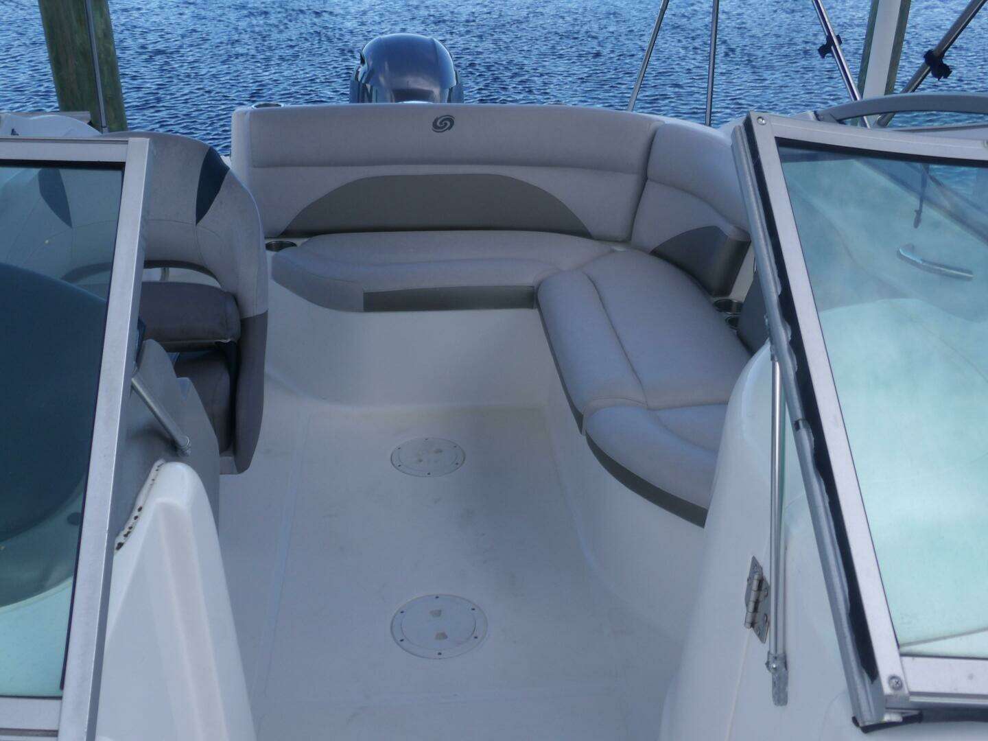 2017 Hurricane Sun Deck 2200 - Image 21