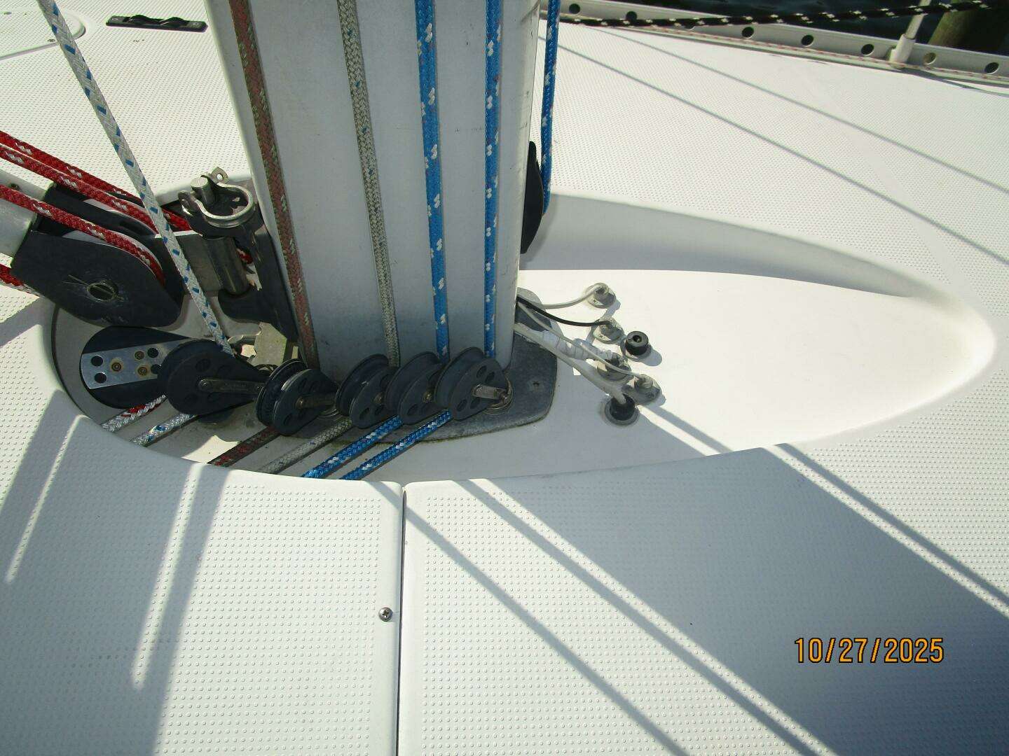 1992 Beneteau 38s5 - Image 16