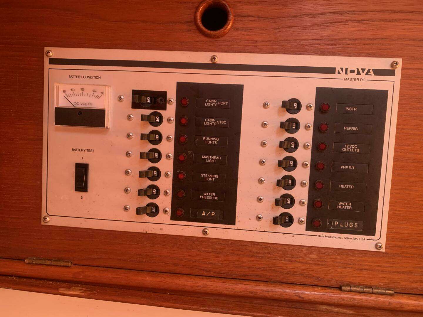 1987 Nonsuch Ultra 30 - Image 41