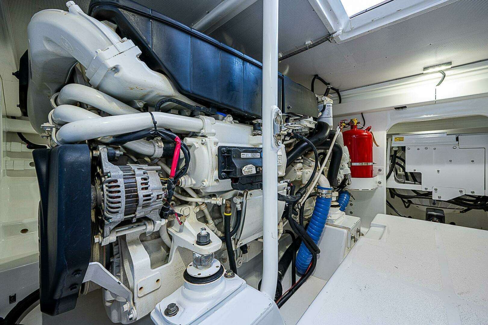 2022 Maverick 50 Sport Yacht - Image 31