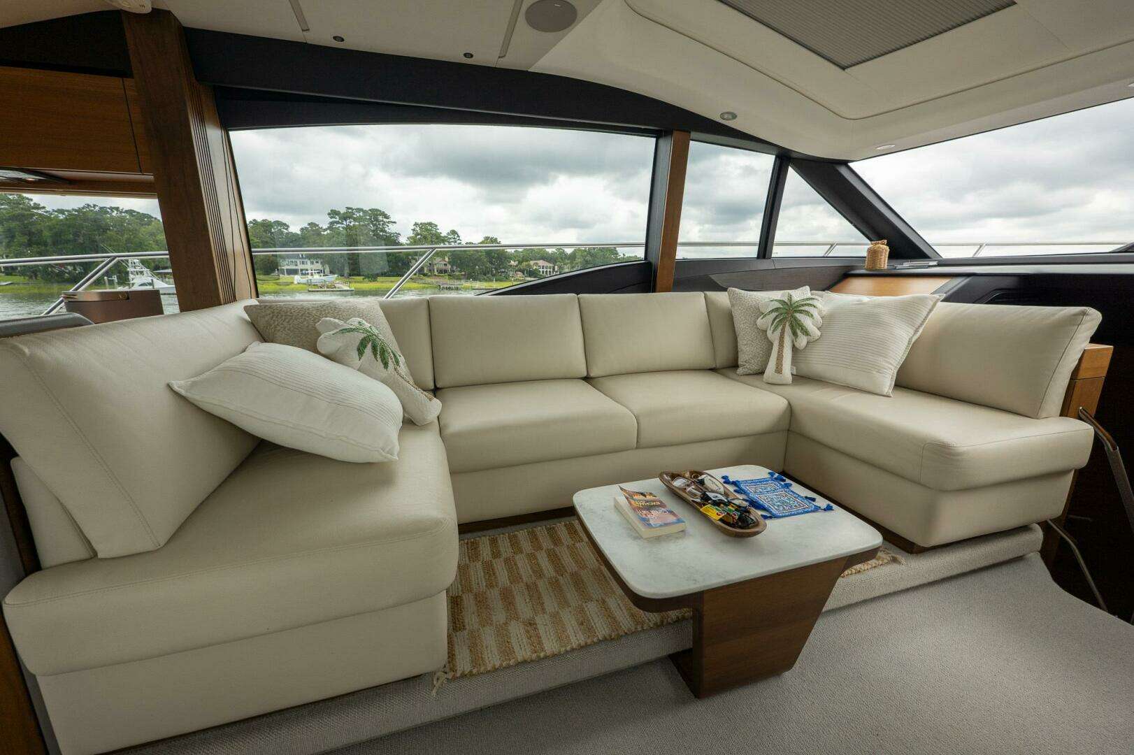 2021 Princess S62 - Image 43