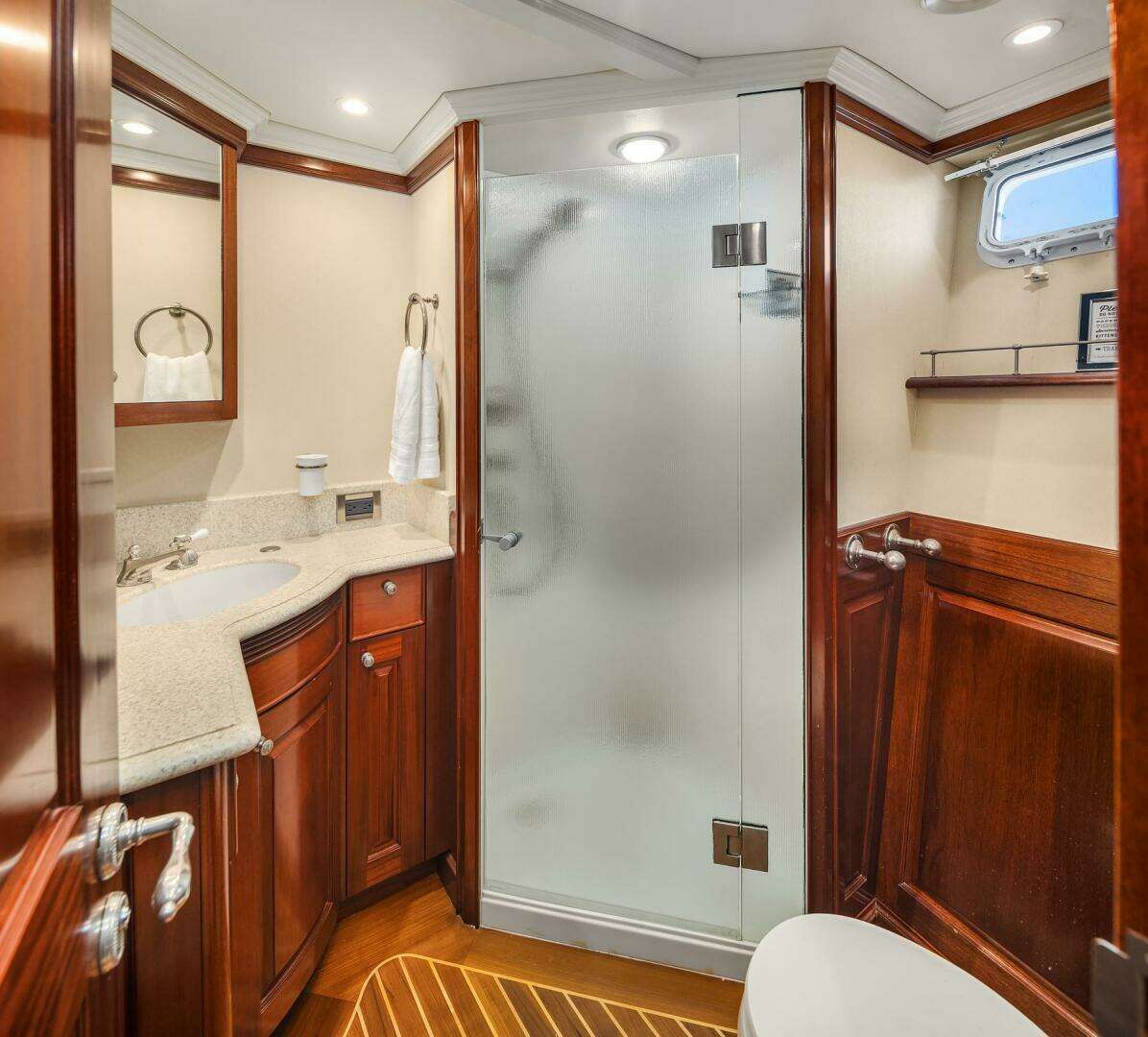 2001 Rayburn Custom Yachts Flush Deck - Image 39