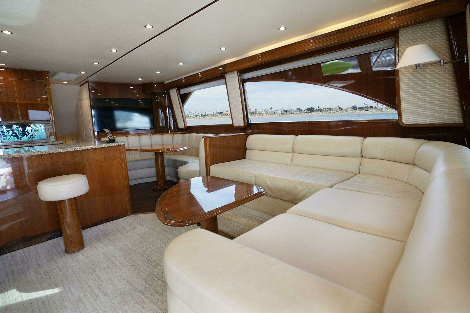 2014 Viking Viking 66 Convertible - Image 14