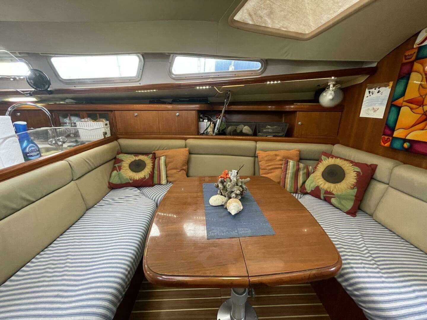 2004 Hunter 44 Aft Cockpit - Image 17