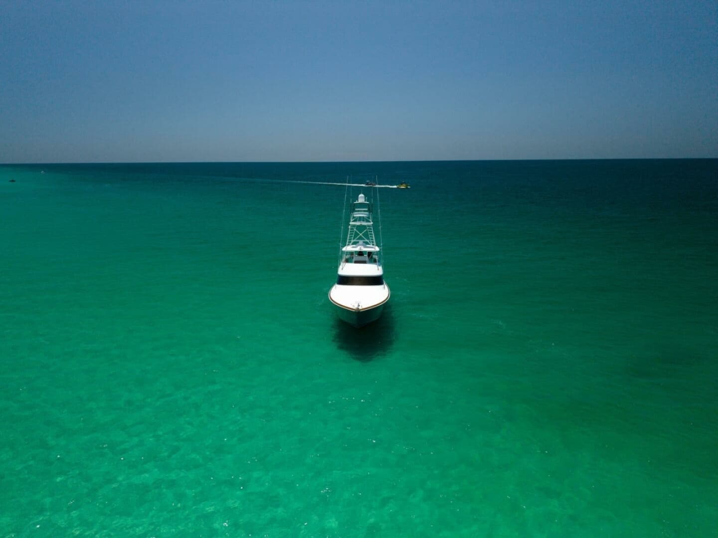 2015 Viking 62 Convertible - Image 38