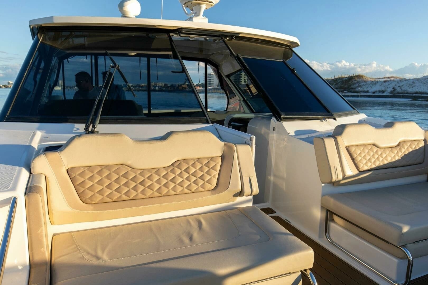 2018 Aquila 36 Power Cat - Image 15