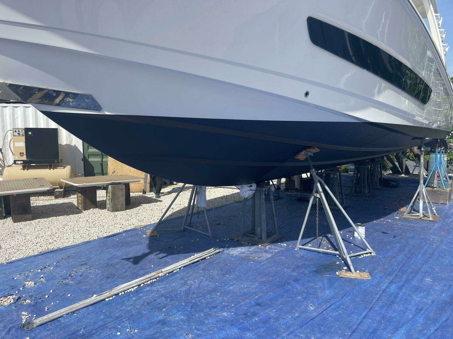 2016 Boston Whaler — - Image 133