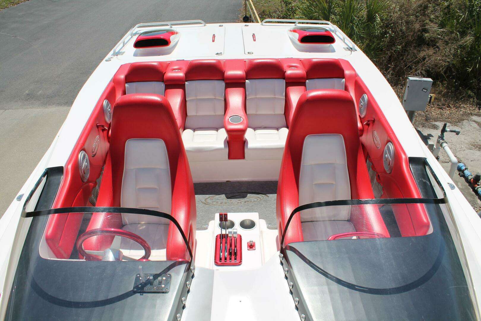 2004 Spectre — - Image 7