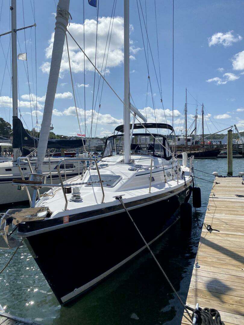 1997 Catalina Morgan 38 - Image 5
