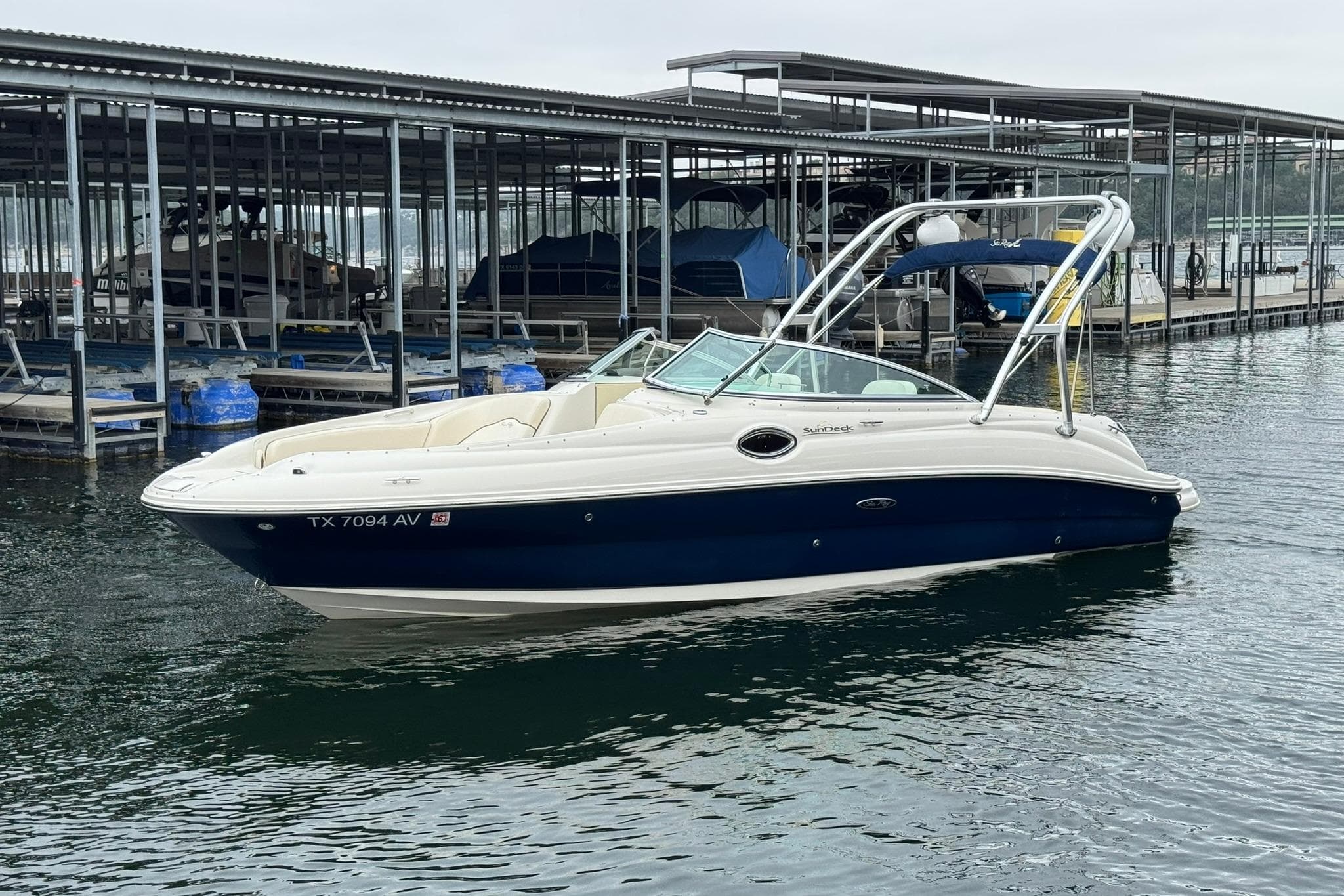 2008 Sea Ray 240 Sundeck