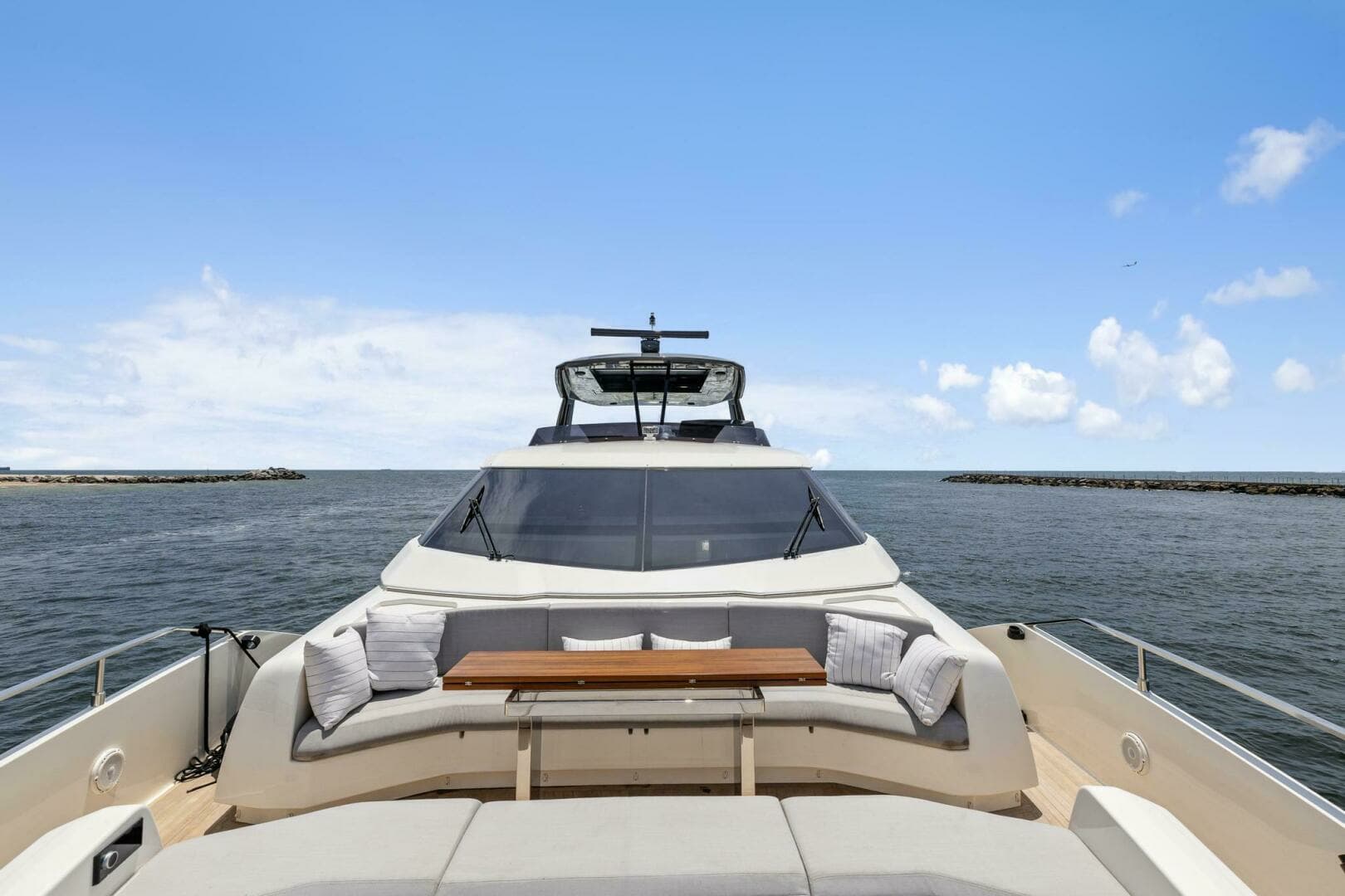 2021 Ferretti Yachts 850 - Image 11