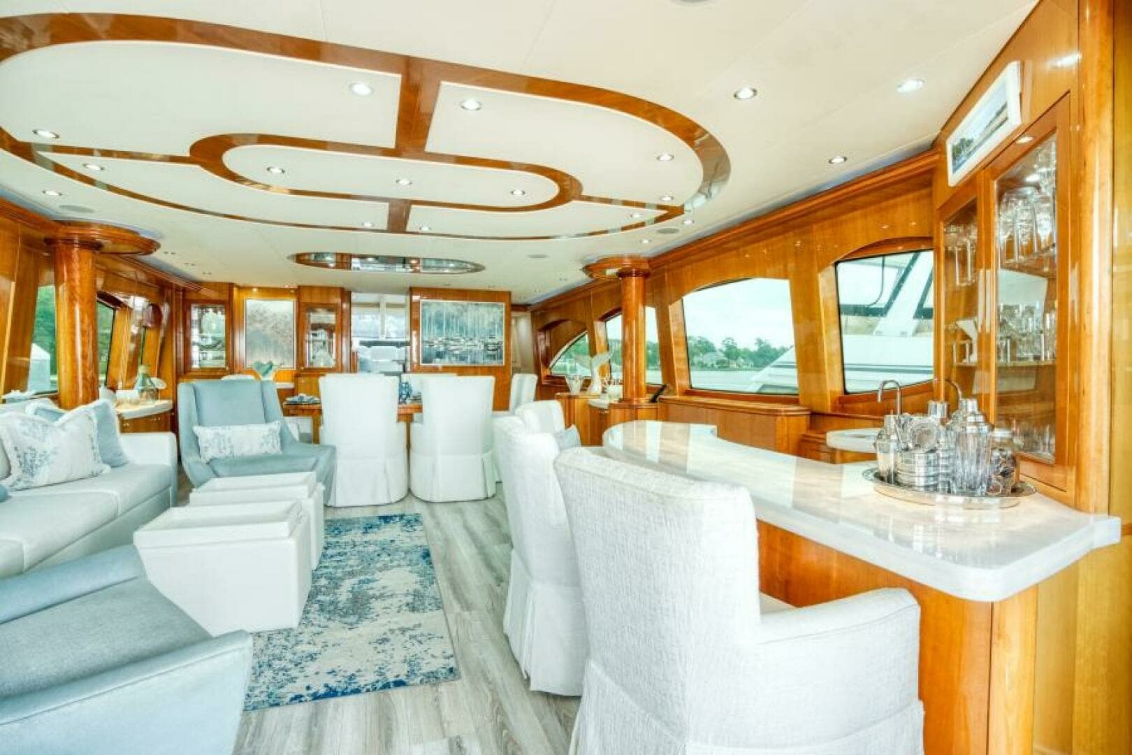 2007 Hatteras 80 Enclosed Bridge - Image 15