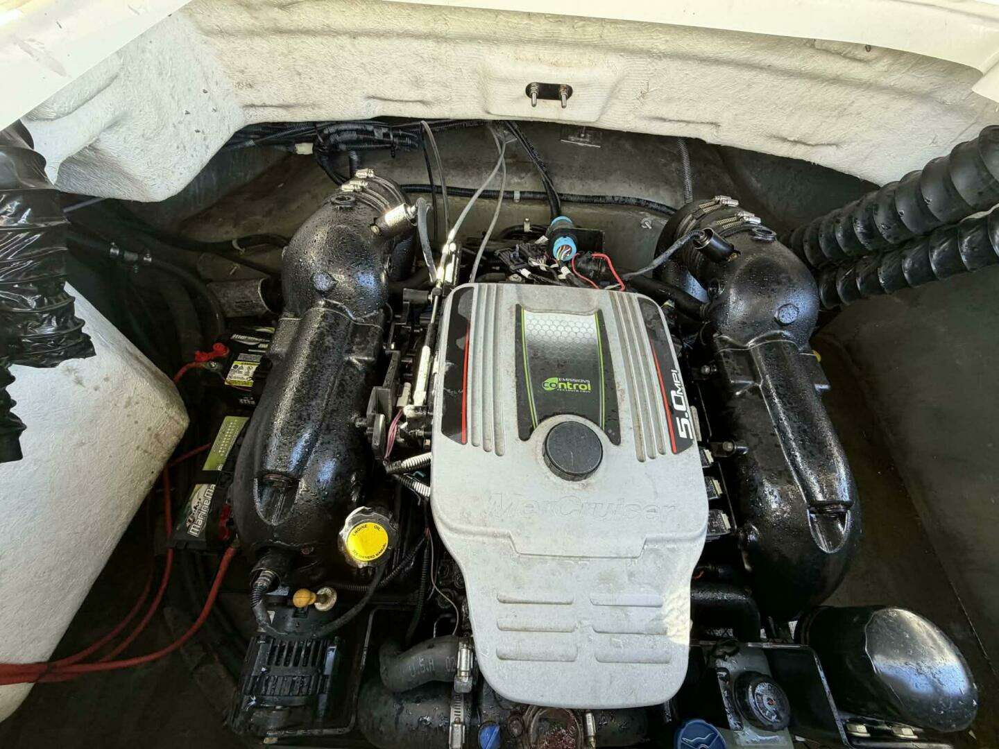 2015 Larson LX 225S IO - Image 28