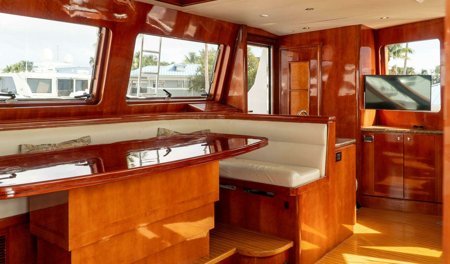 2005 Ocean Alexander 80 motoryacht - Image 107