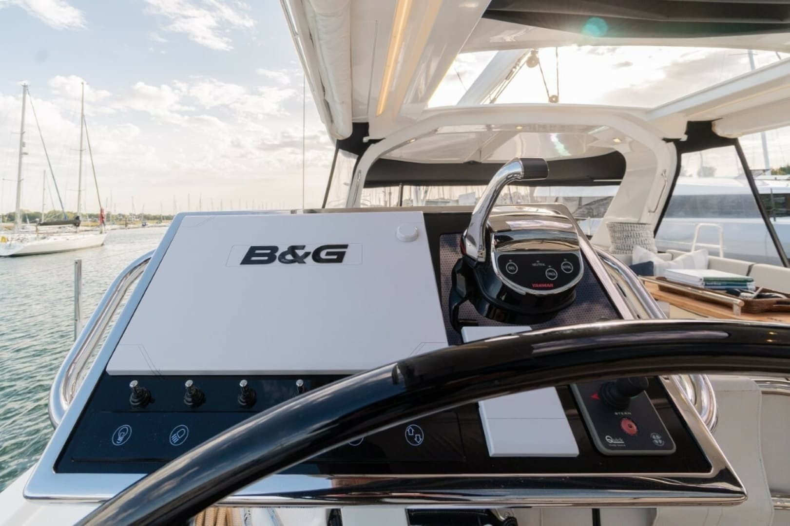2020 Beneteau Oceanis Yacht 62 - Image 14