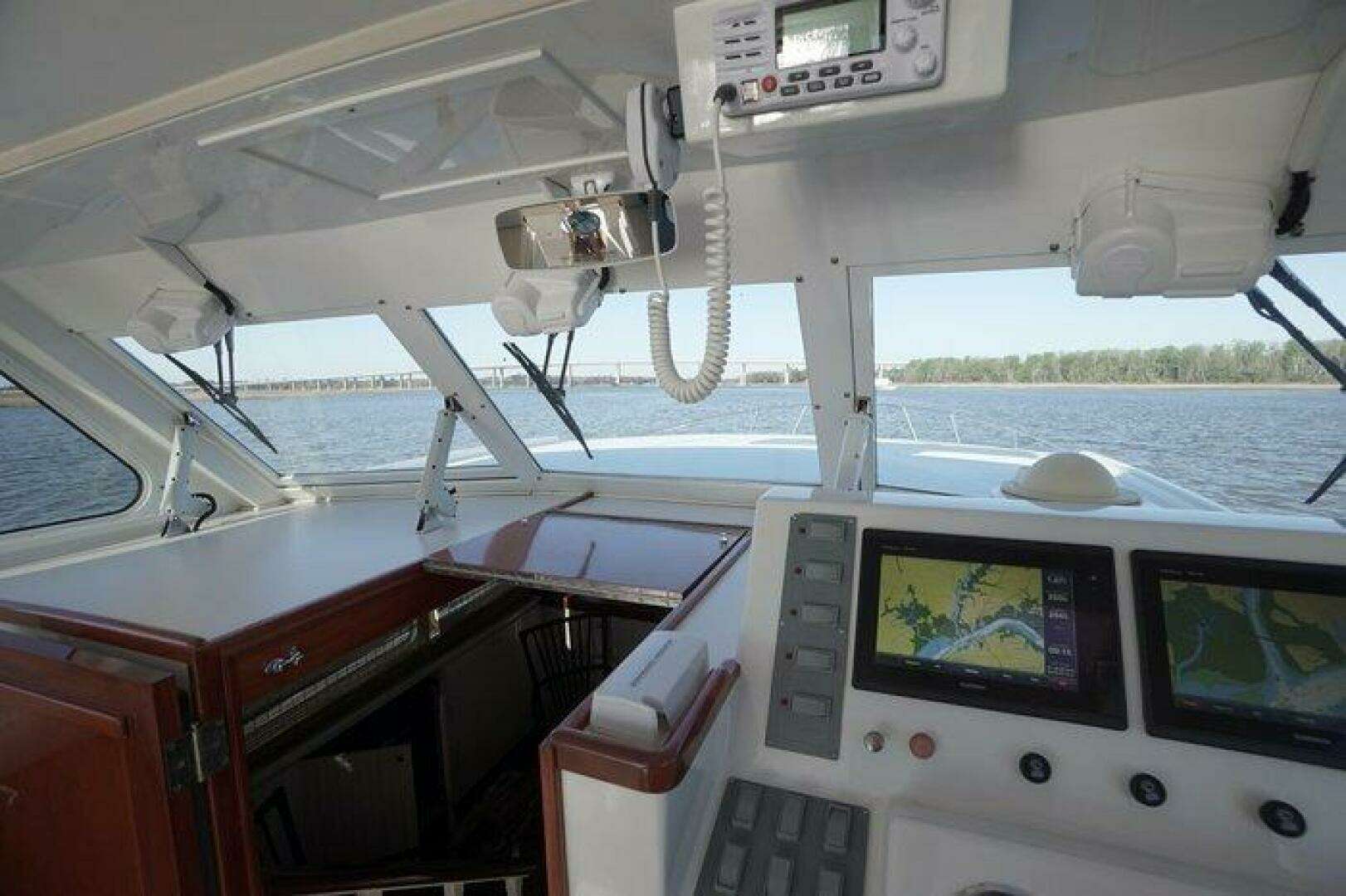 2003 Huckins — - Image 21