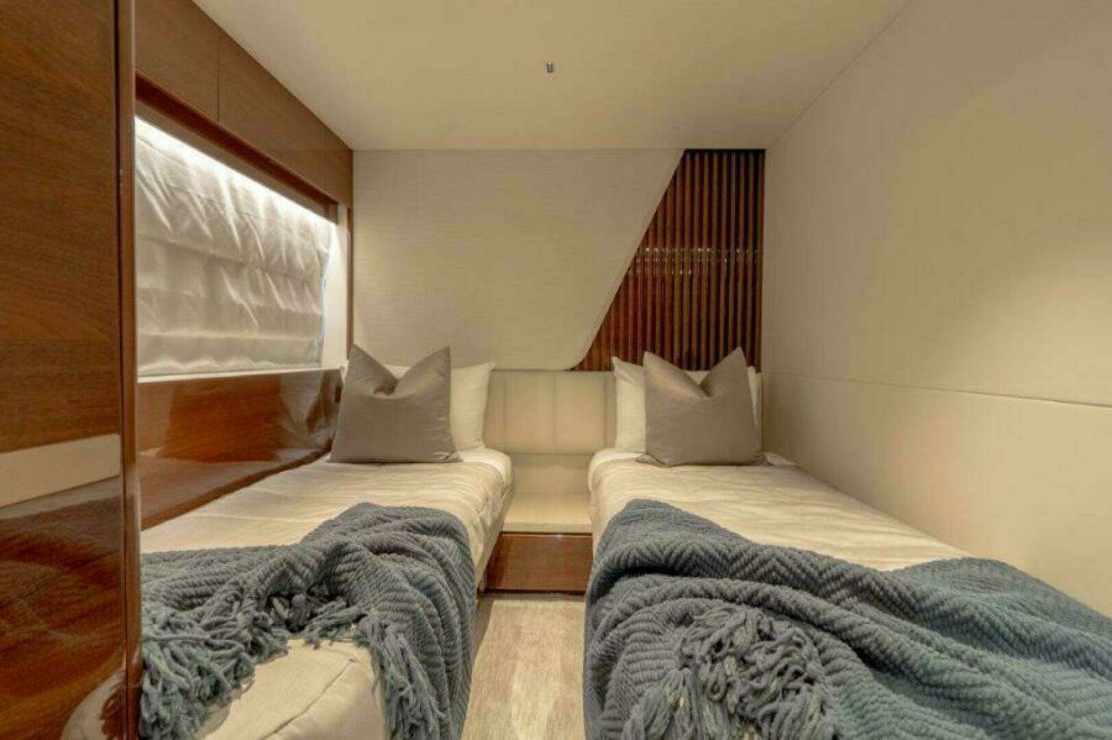 2019 Princess 85 Motor Yacht - Image 18