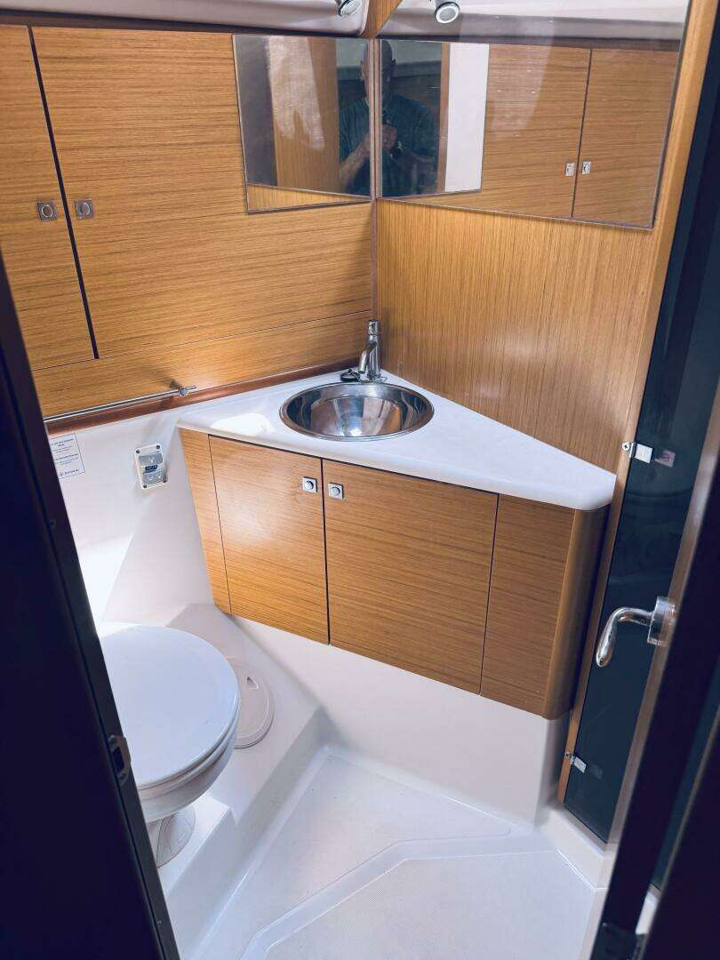 2008 Jeanneau Sun Odyssey 45 DS - Image 5