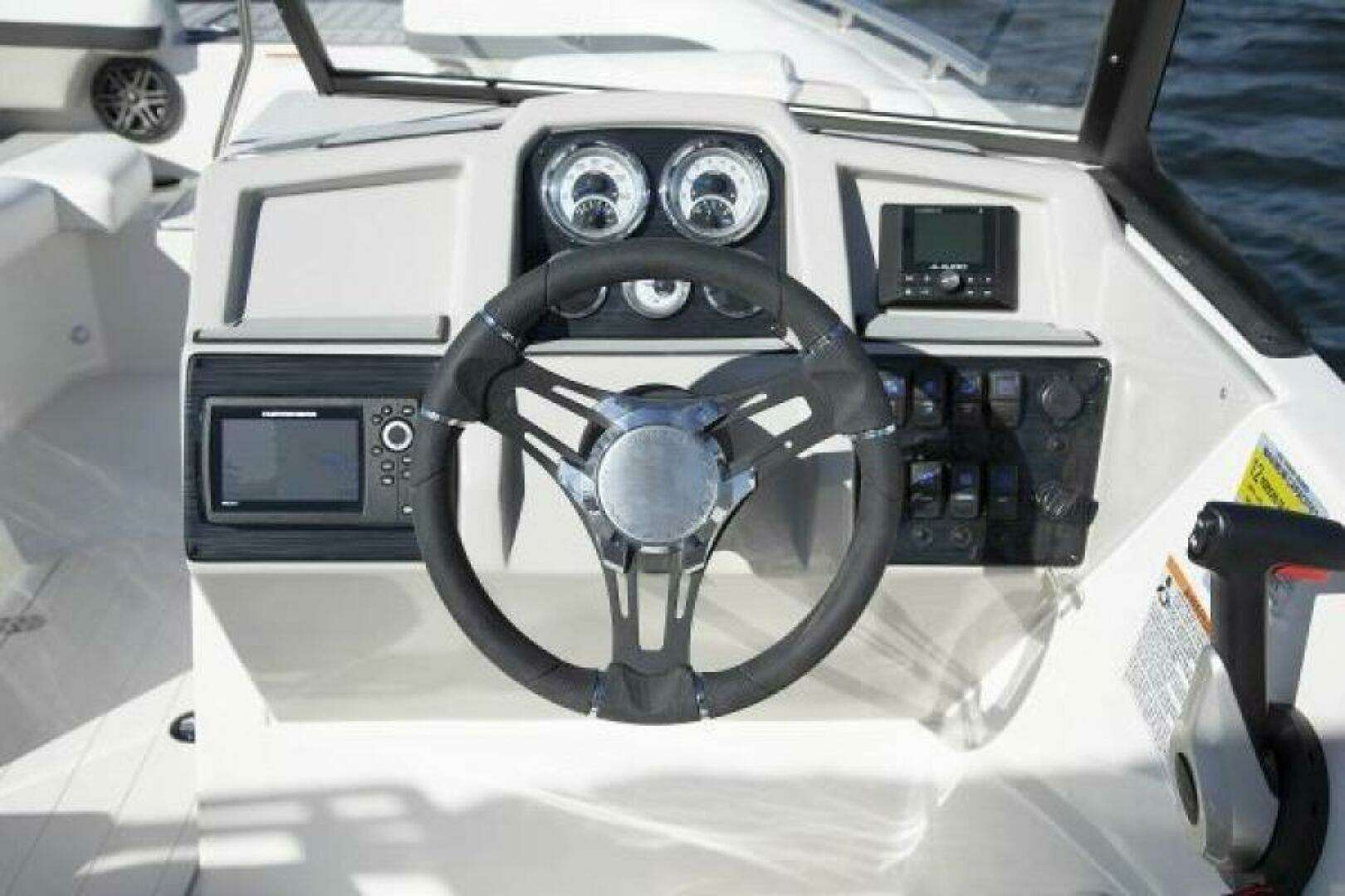 2022 Starcraft SVX 171 OB - Image 8