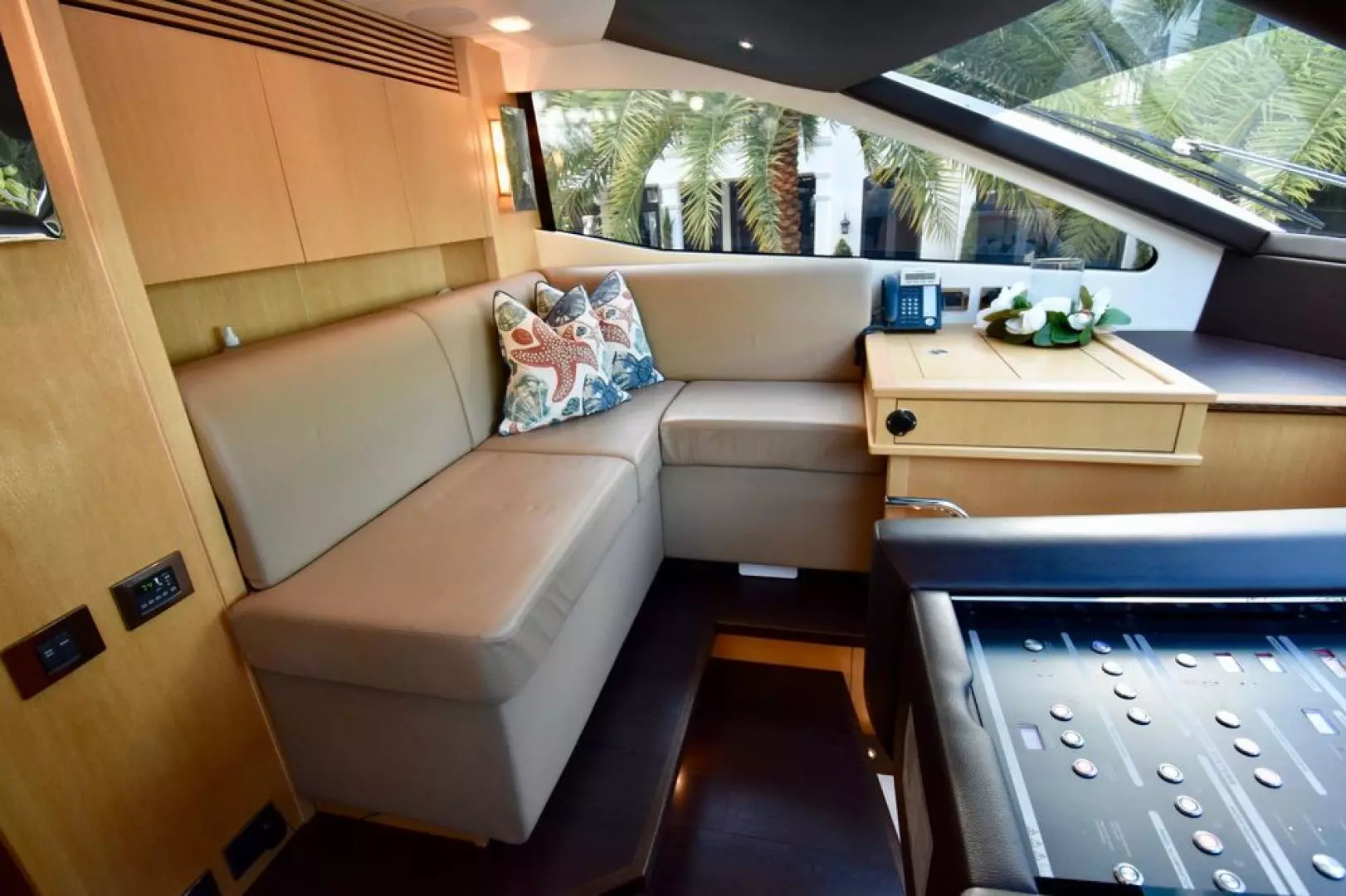 2014 Sunseeker Yacht - Image 17