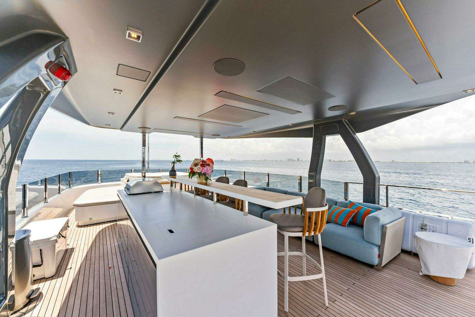 2024 Custom Line Navetta 33 - Image 21