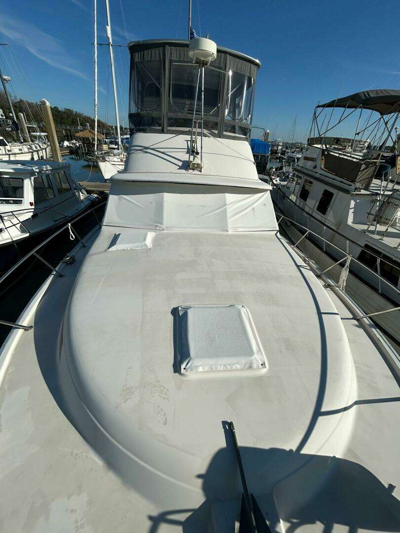 1982 Silverton 40 Aft Cabin - Image 3
