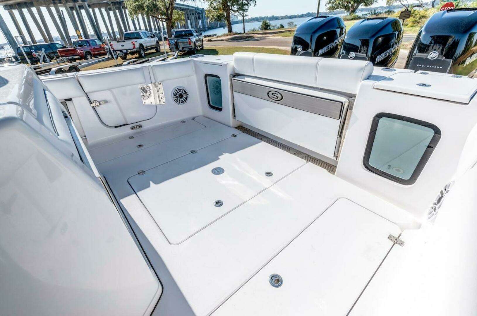 2022 Sportsman Open 352 Center Console - Image 23