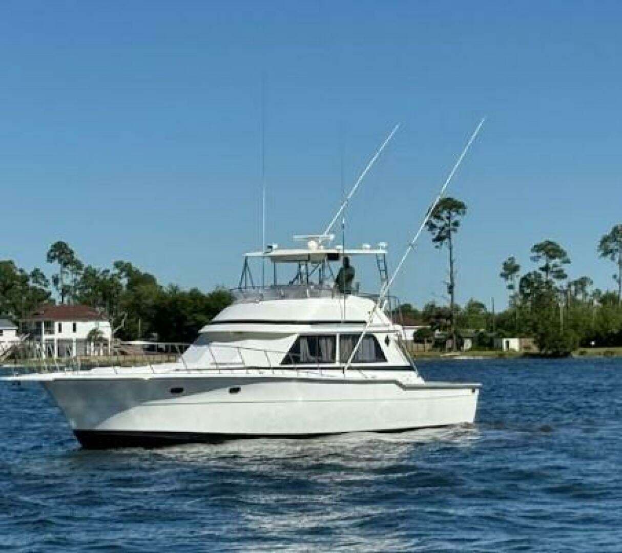 1989 Ricker 48 Convertible - Image 15