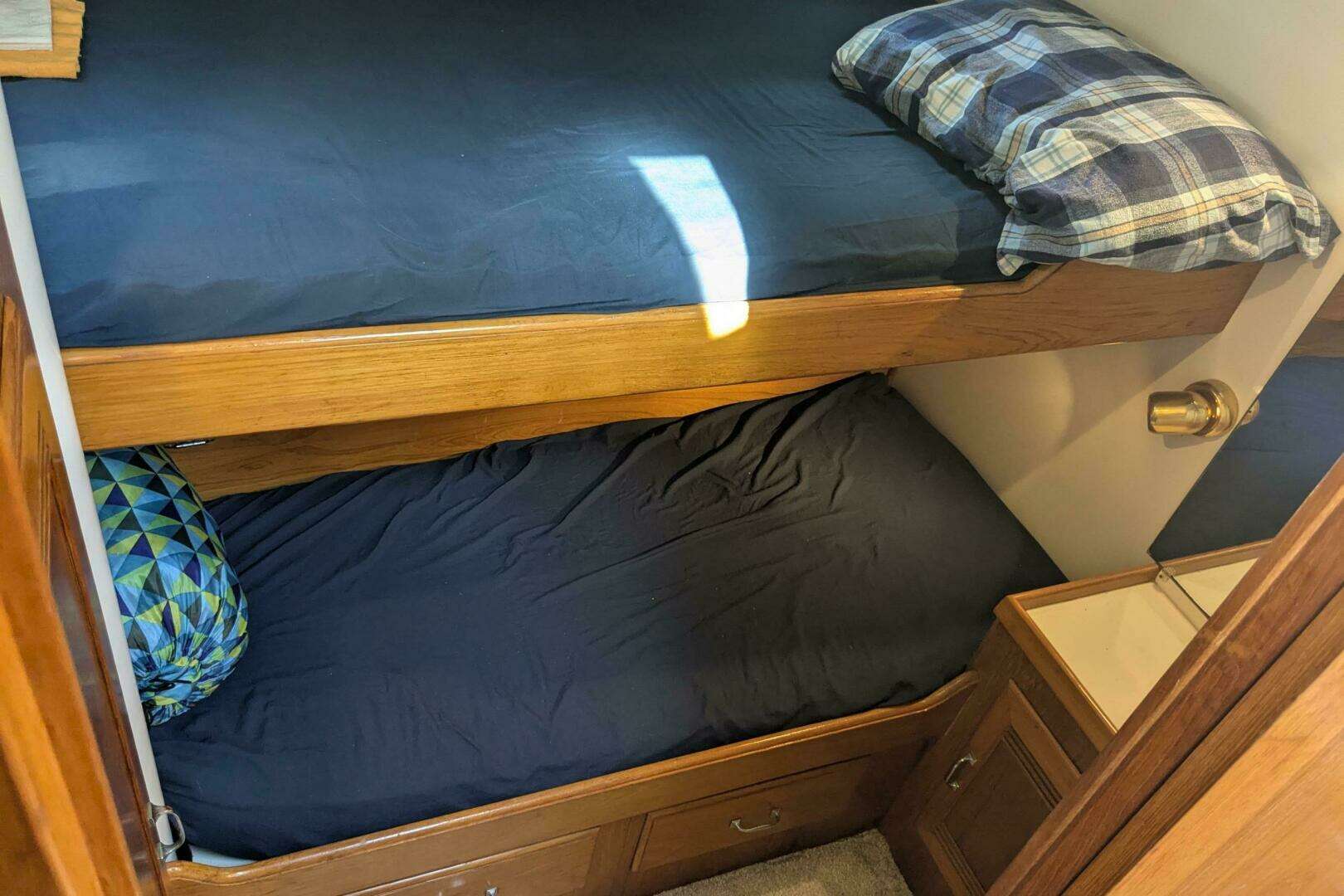 1988 Cape Dory 36 Flybridge Sedan Fast Trawler - Image 33