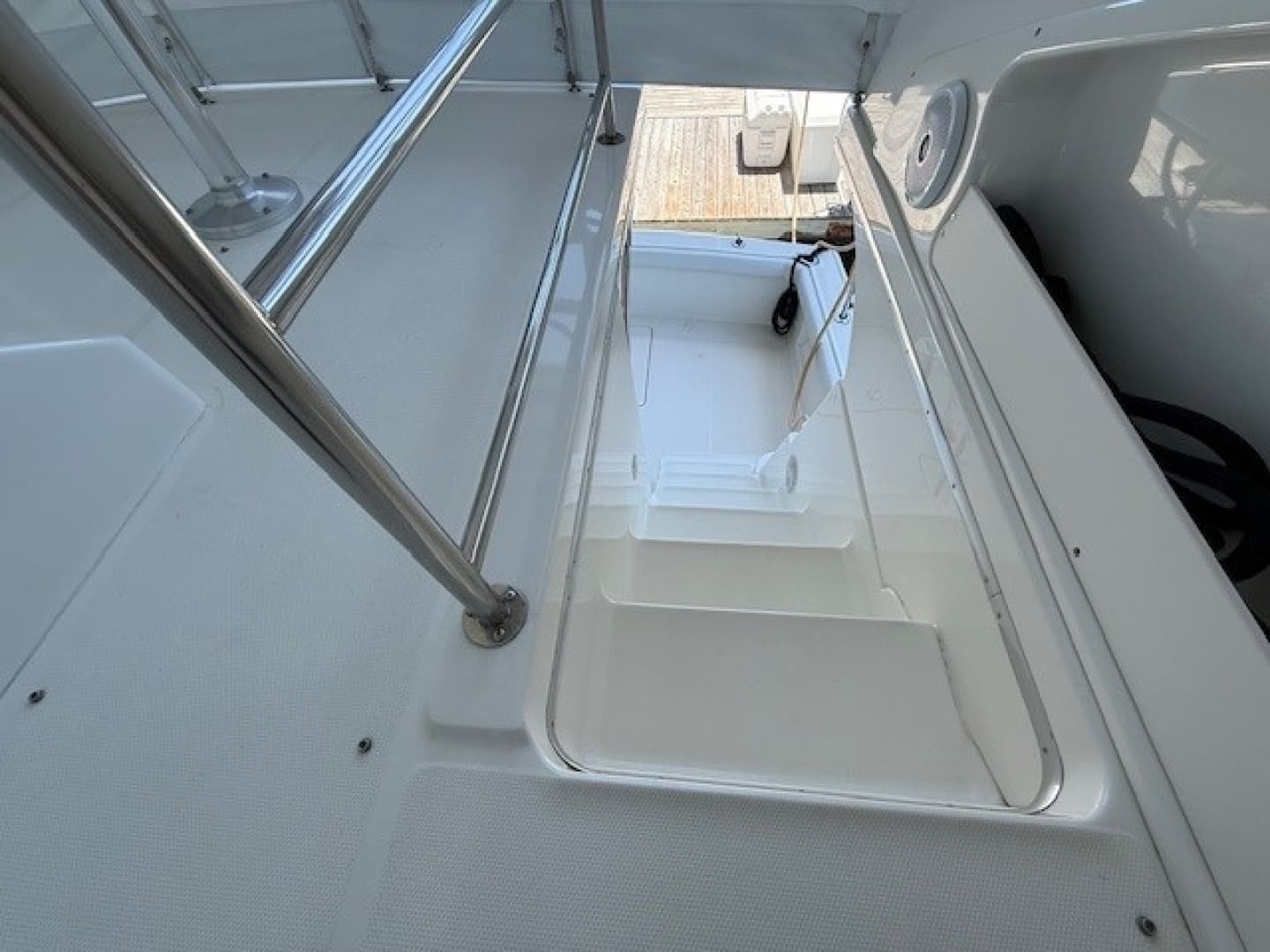 2001 Silverton 42 Convertible - Image 54