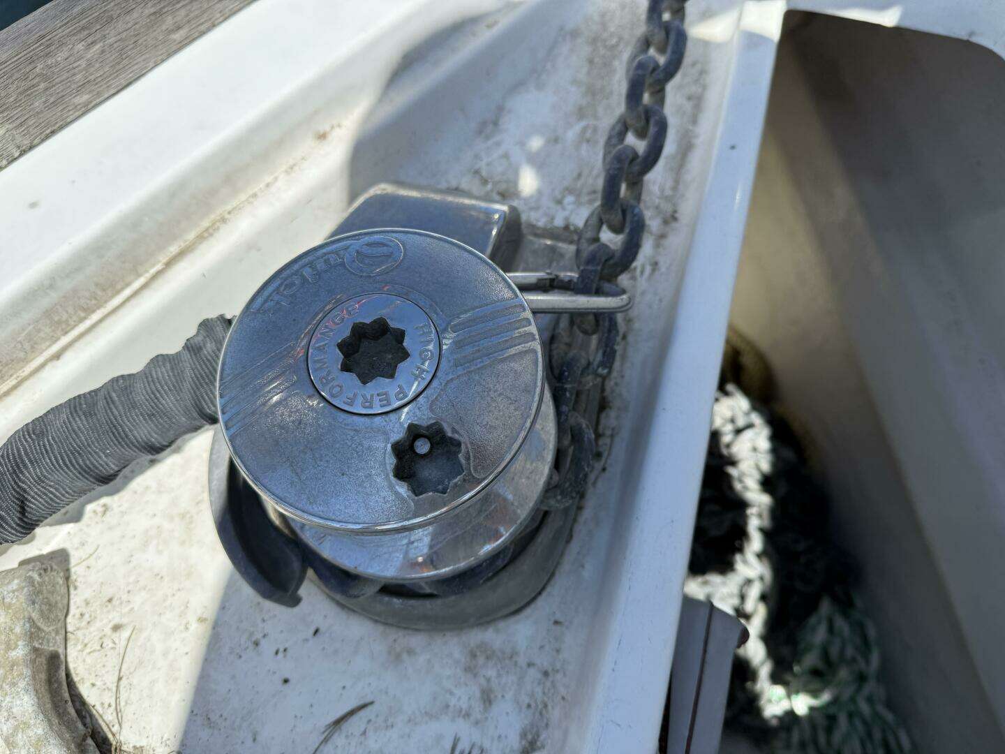 2010 Beneteau Oceanis 43 - Image 10