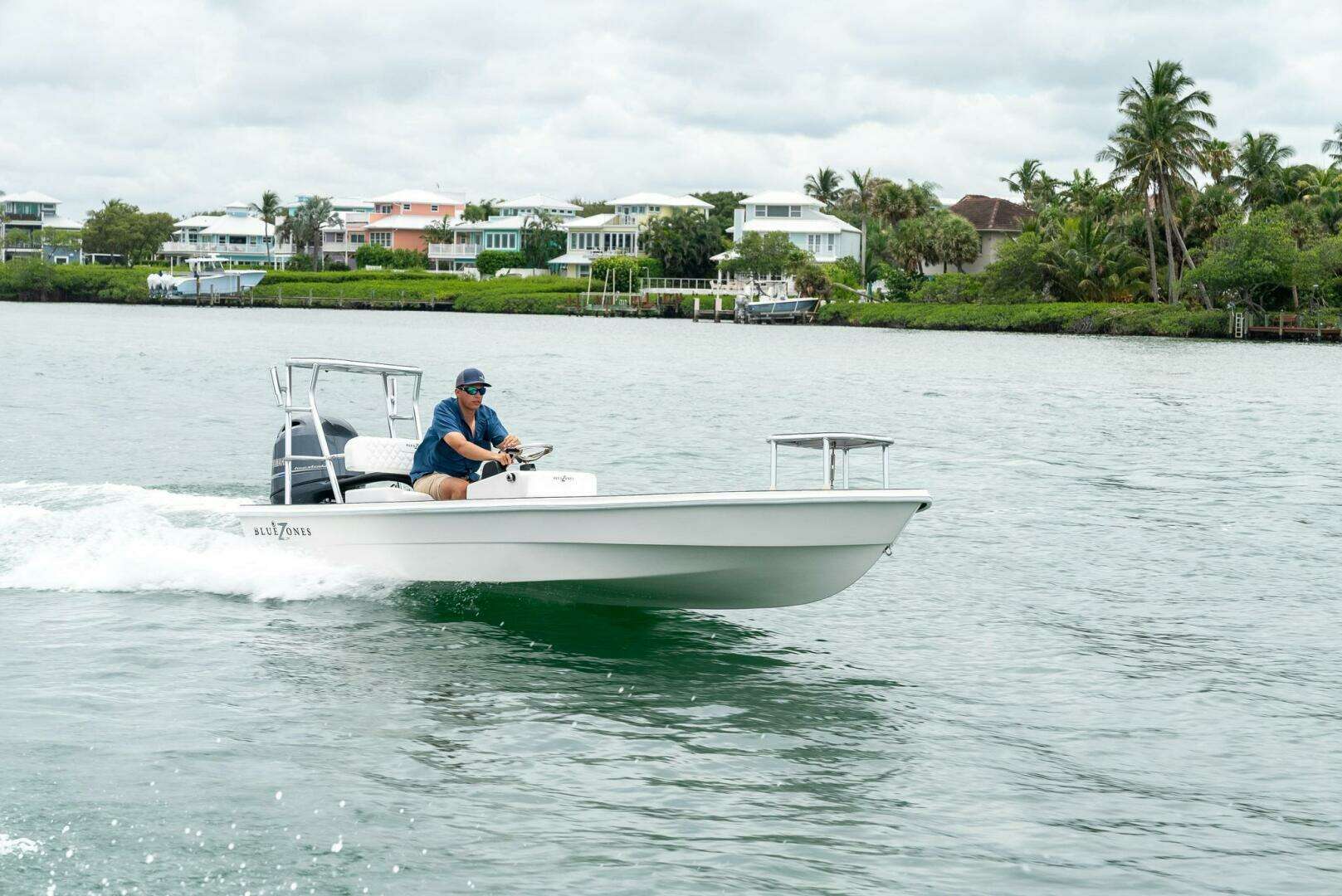 2025 BlueZones Boatworks 16' Flats - Image 38
