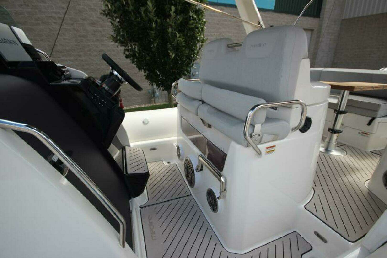 2024 Zodiac Medline 9 NEO - Image 58