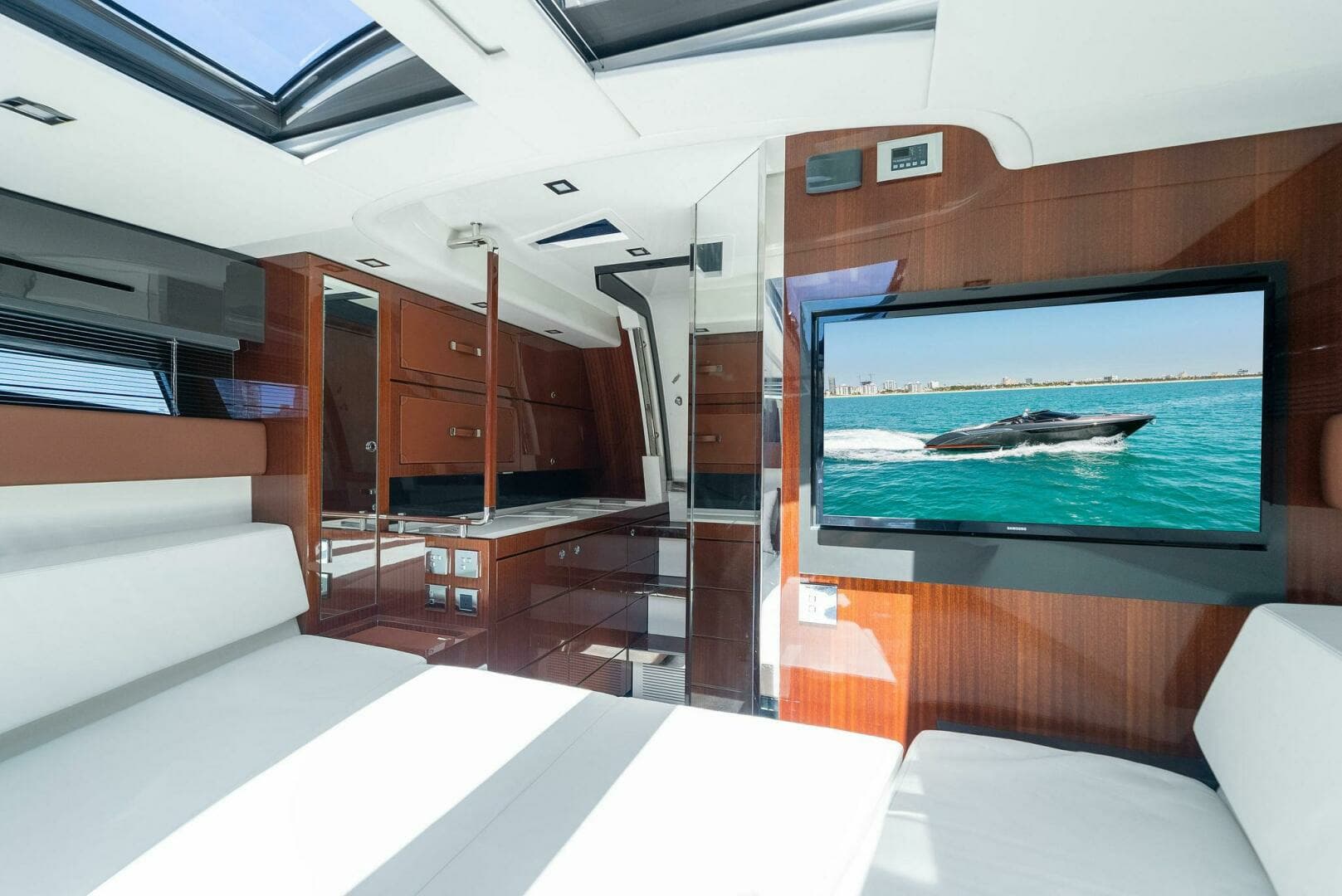 2022 Riva Rivamare - Image 17